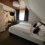 Zum Ehem. Koenigl. Bayr. Forsthaus 3* فالدزاسن