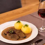 Zum Ehem. Koenigl. Bayr. Forsthaus فالدزاسن