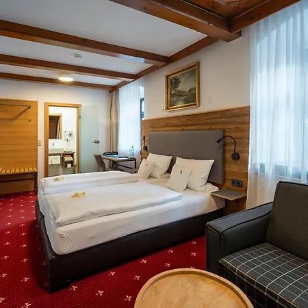 Zum Ehem. Koenigl. Bayr. Forsthaus 3*
