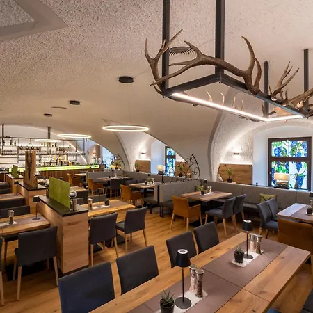 Zum Ehem. Koenigl. Bayr. Forsthaus 3*