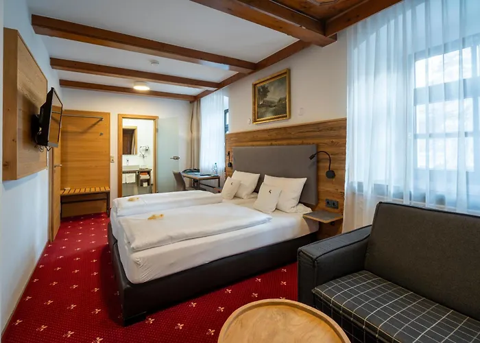 Zum Ehem. Koenigl. Bayr. Forsthaus 3*